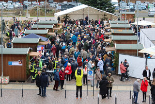 Am 6. Dezember wurde der neue Marktplatz im Stadtzentrum von Flöha feierlich eröffnet. Foto: Stadtverwaltung Flöha/ Erik Frank Hoffmann