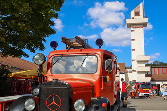 Neben moderner Feuerwehrtechnik wurde auch die Historie präsentiert. Foto: Erik Frank Hoffmann